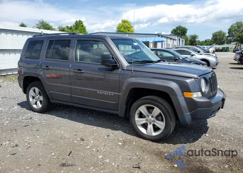 2015 Jeep Patriot Latitude из США, поврежденный, VIN 1C4NJRFB8FD248613